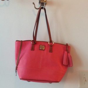 Dooney & Bourke purse.